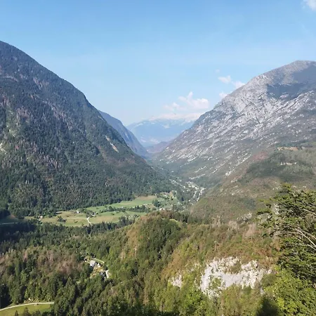 Počitniška hiša Vrsnik Hideaway Soca