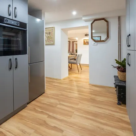 Vrsnik Hideaway * Soca