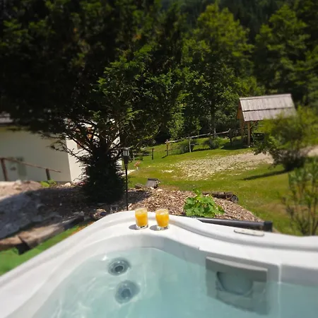 Vikendica Vrsnik Hideaway Soca