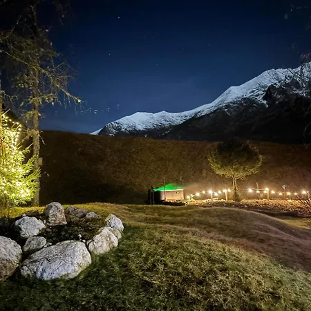 Počitniška hiša Vrsnik Hideaway *