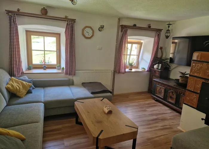 Vrsnik Hideaway Tatil Evi