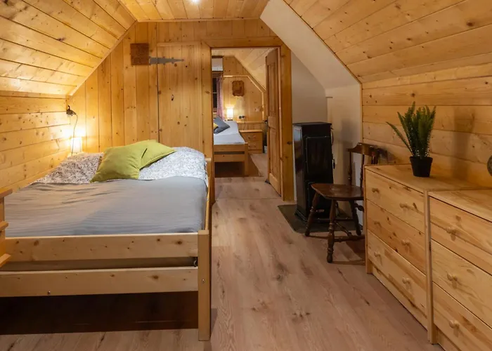 Vrsnik Hideaway Tatil Evi