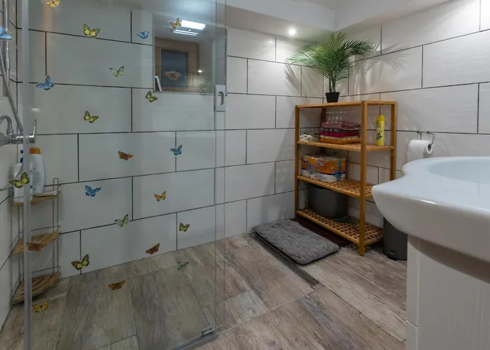 Vrsnik Hideaway Casa vacanze *